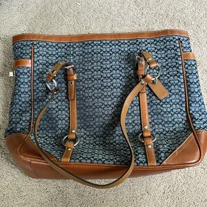 Coach bag, medium to large